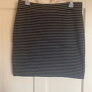 Striped pencil skirt